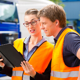 6 Steps To An Effective Driver Safety Program For Transport Companies